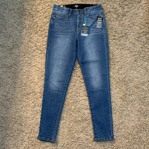 BNWT LuLaRoe Size 30 LuLaRoe Skinny Fit Jeans